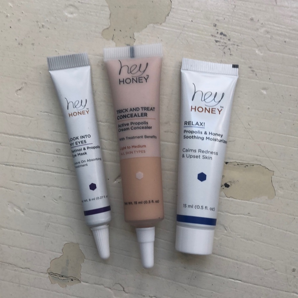 New Hey Honey Concealer Light / Medium